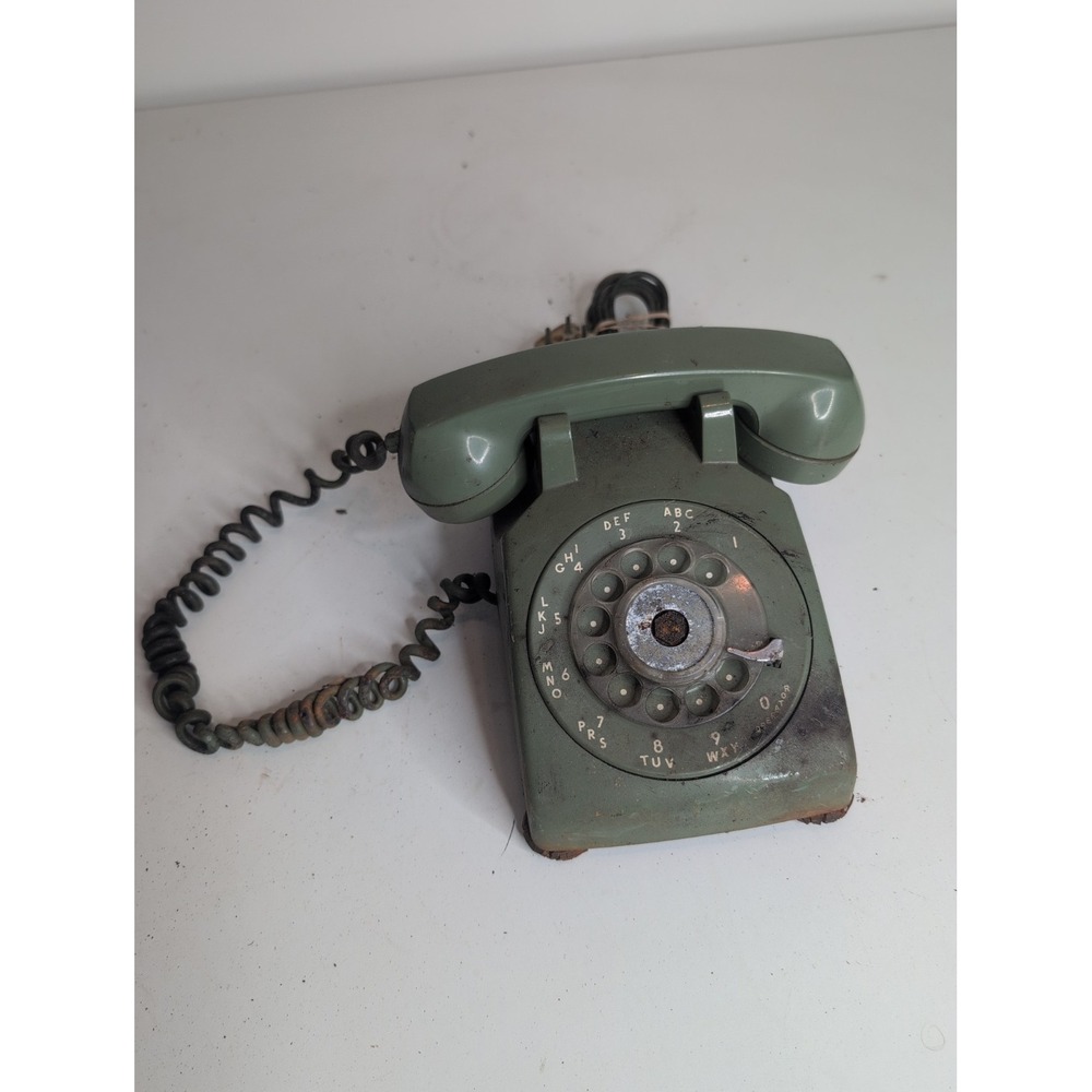 Avocado Green Rotary Dial Tabletop Phone 500DM Bell System Western Electric